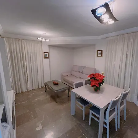 Piso Atares Calle Alfonso شقة