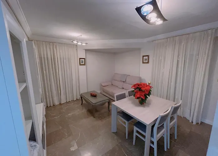 Piso Atares Calle Alfonso דירה